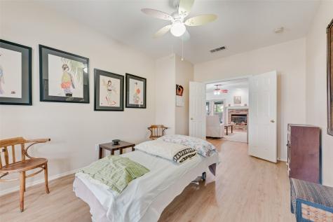 100 Jennings Drive Waxahachie TX 75165