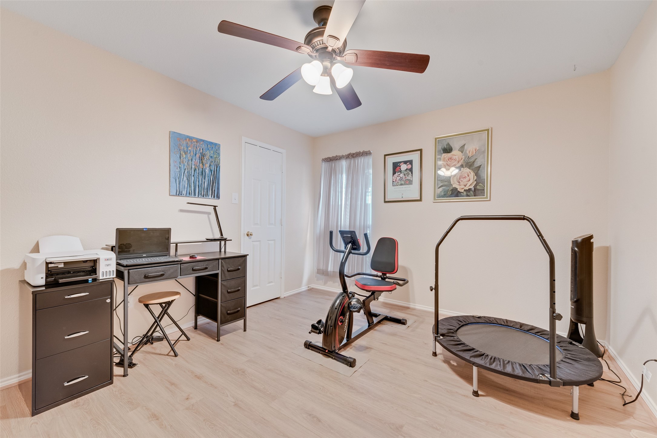 100 Jennings Drive Waxahachie TX 75165