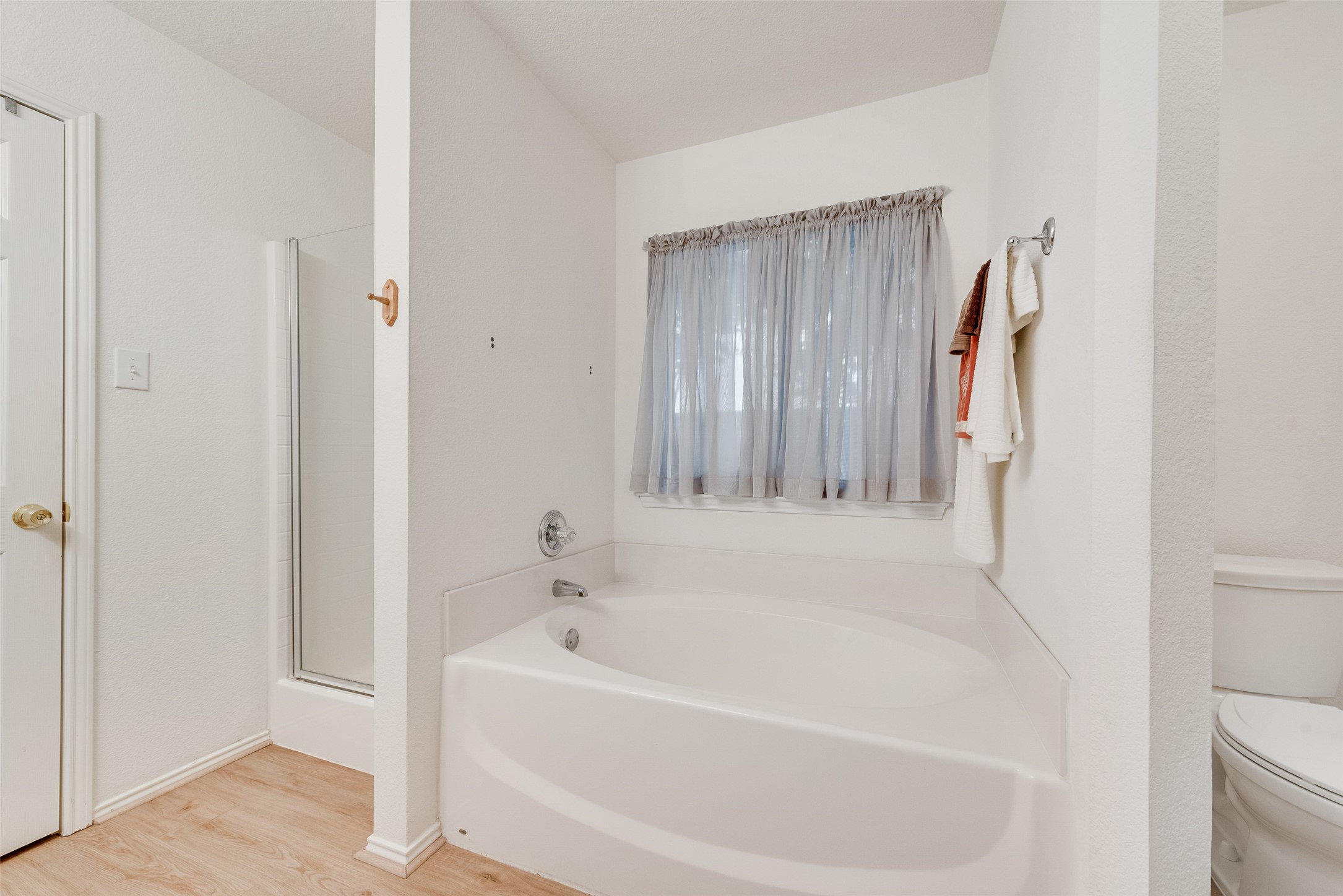 100 Jennings Drive Waxahachie TX 75165