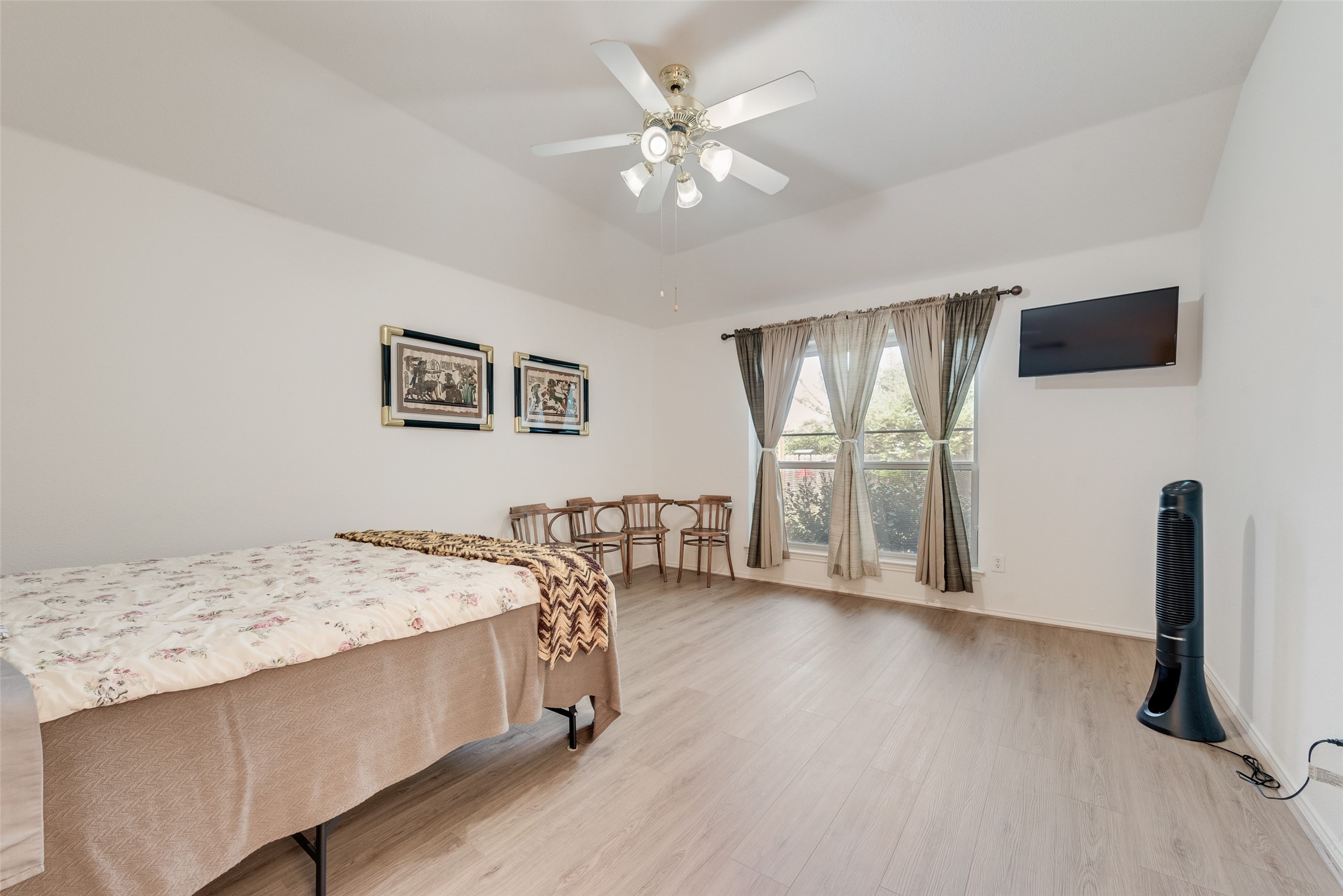 100 Jennings Drive Waxahachie TX 75165