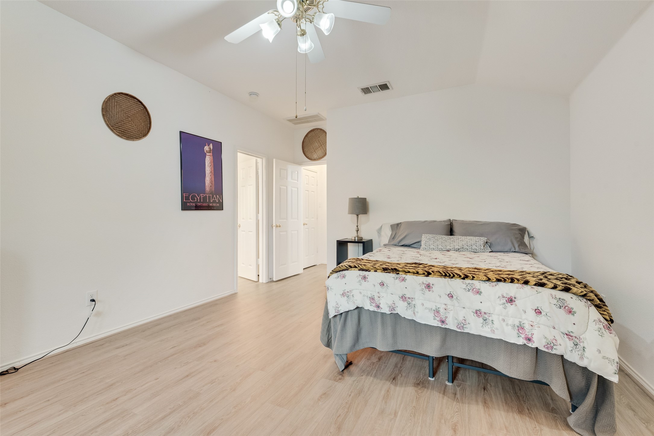 100 Jennings Drive Waxahachie TX 75165