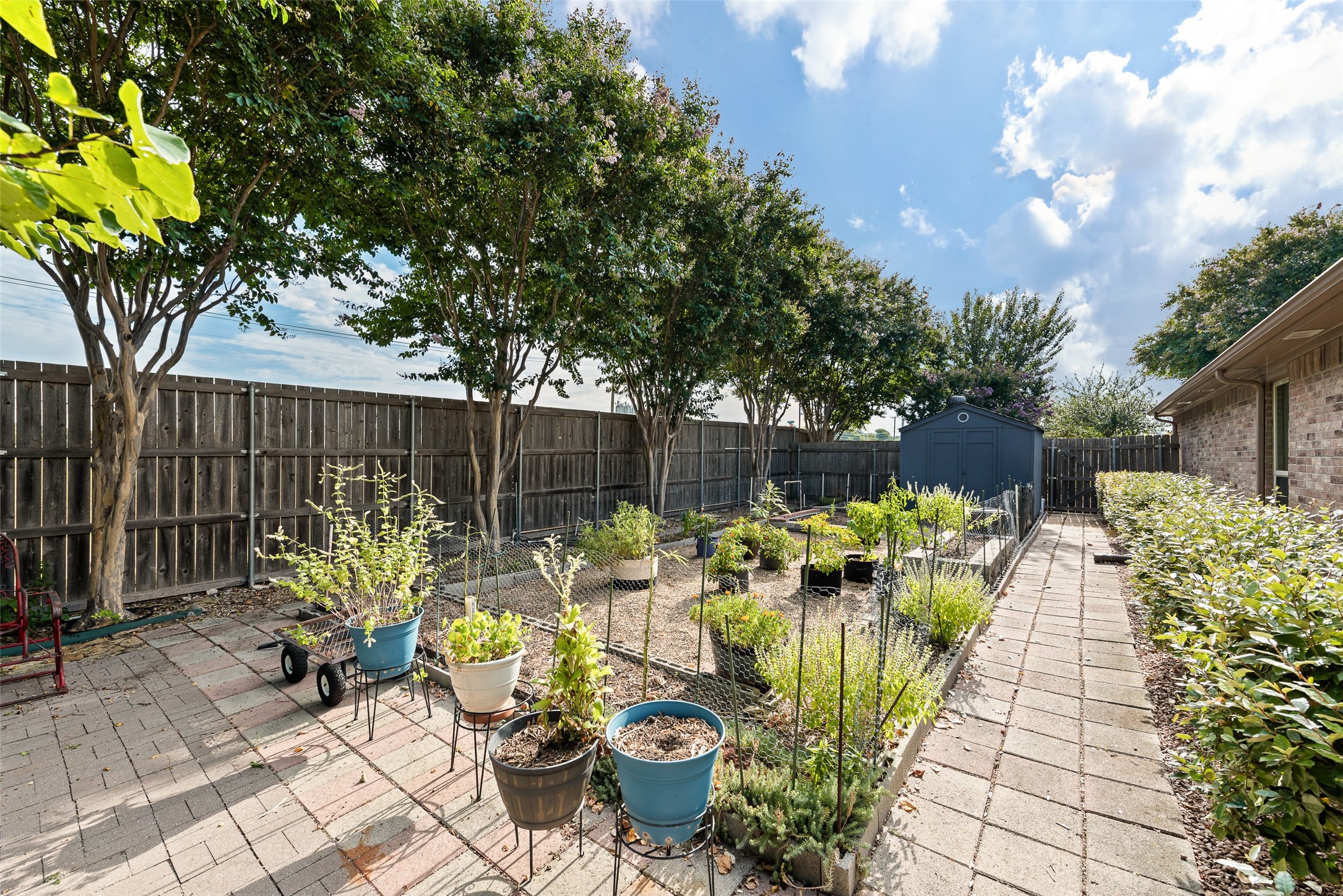 100 Jennings Drive Waxahachie TX 75165
