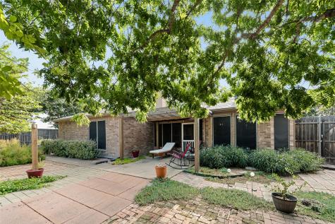 100 Jennings Drive Waxahachie TX 75165