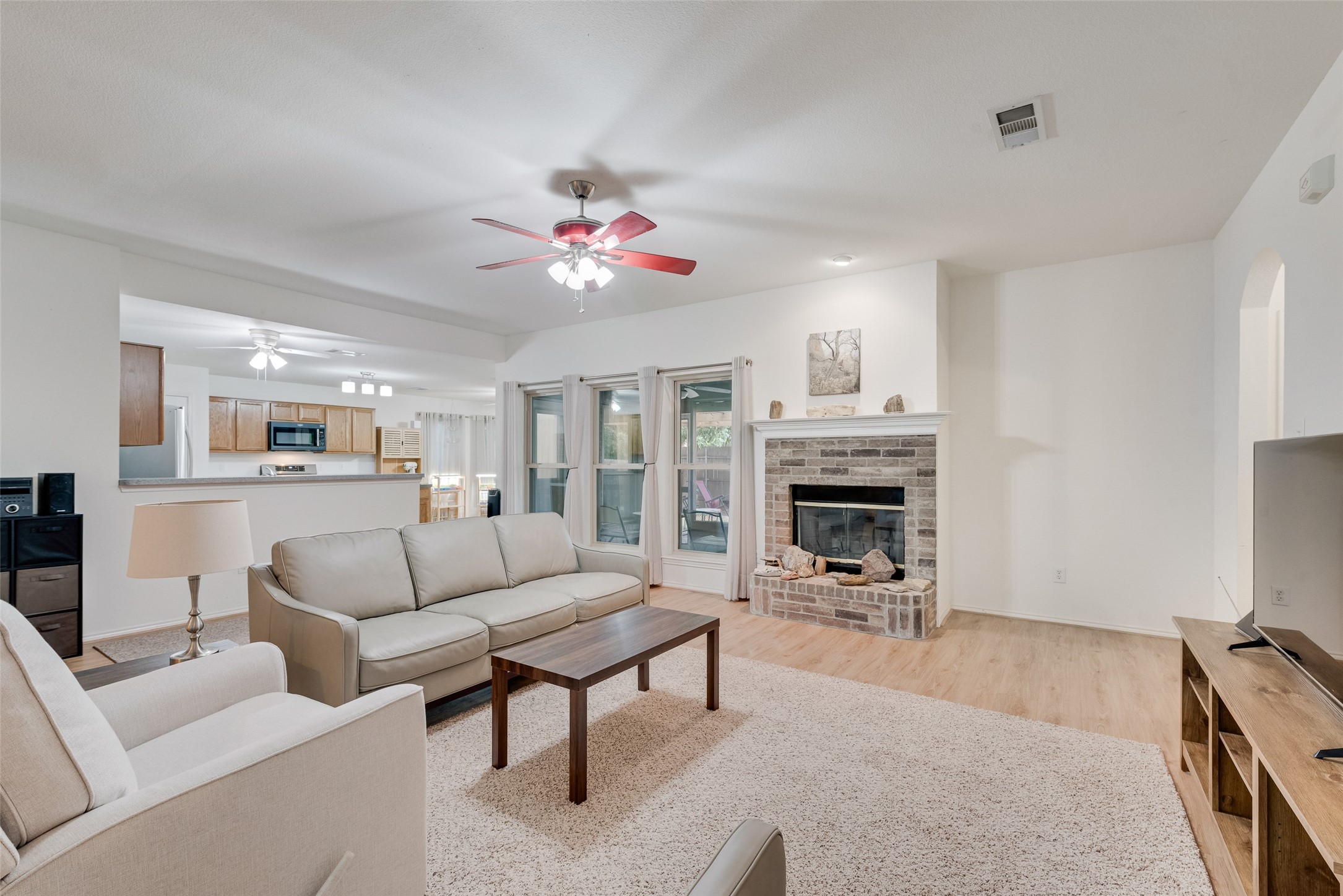 100 Jennings Drive Waxahachie TX 75165