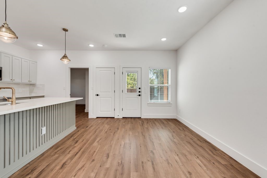 202 Pine Street Bonham TX 75418