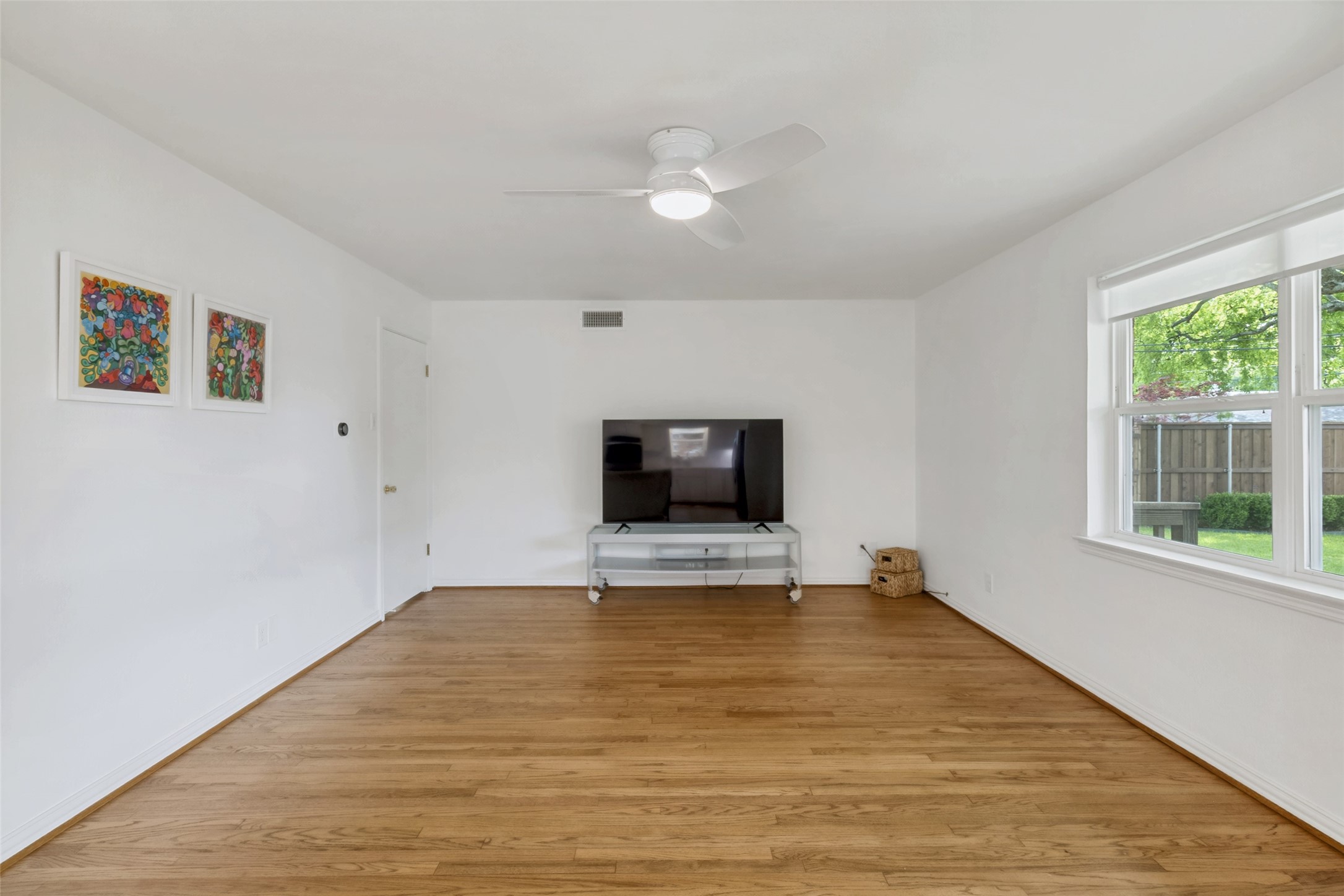 9935 Chippendale Drive Dallas TX 75238