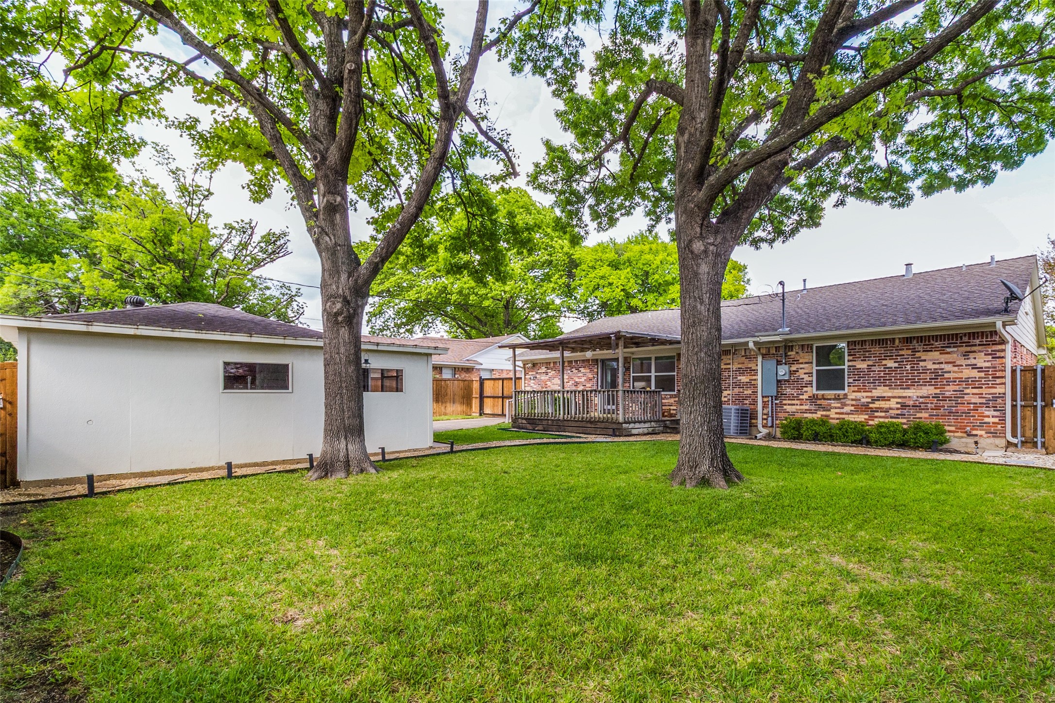 9935 Chippendale Drive Dallas TX 75238