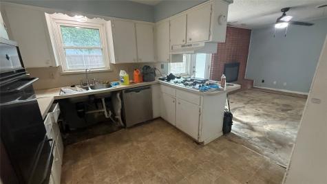 407 Dunaway Drive Euless TX 76040
