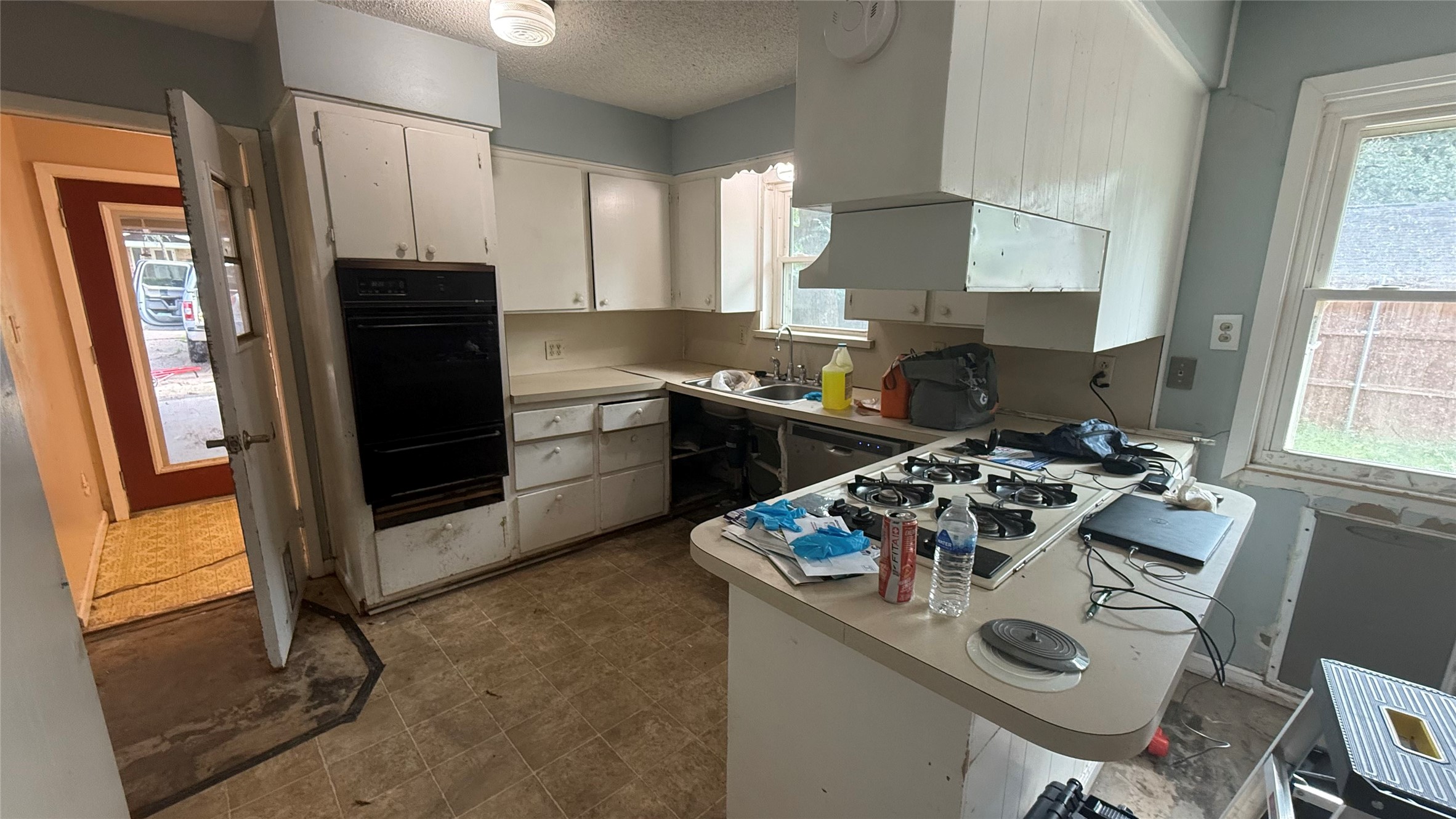 407 Dunaway Drive Euless TX 76040