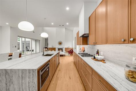 2410 N Prairie Avenue Dallas TX 75204