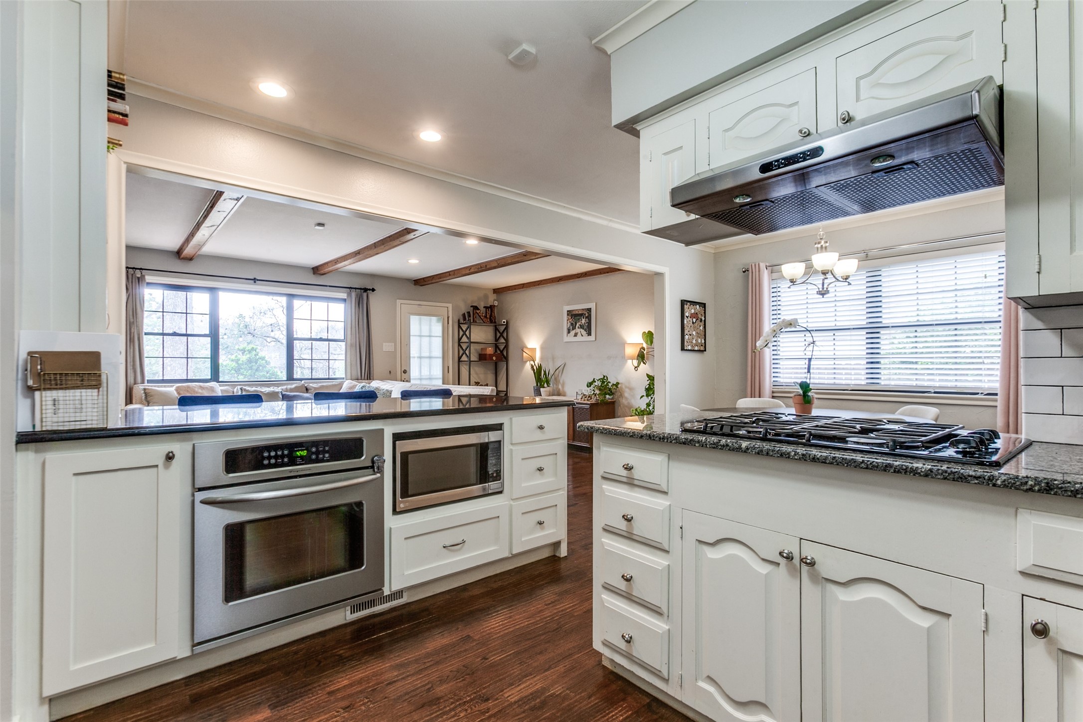 712 Laguna Drive Richardson TX 75080