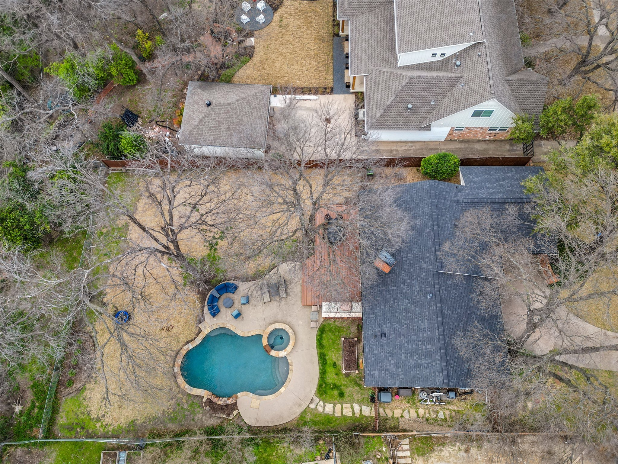 712 Laguna Drive Richardson TX 75080