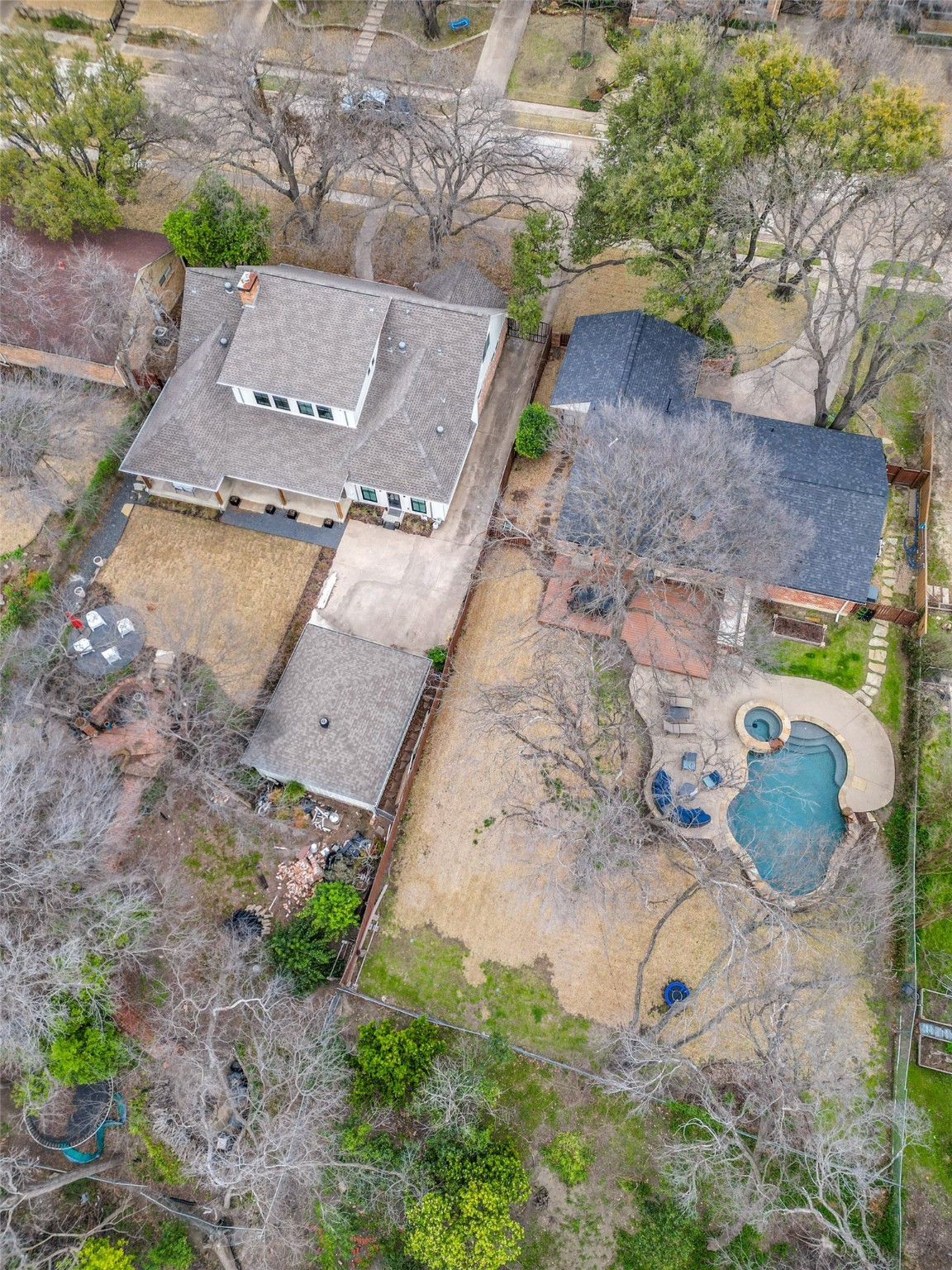 712 Laguna Drive Richardson TX 75080