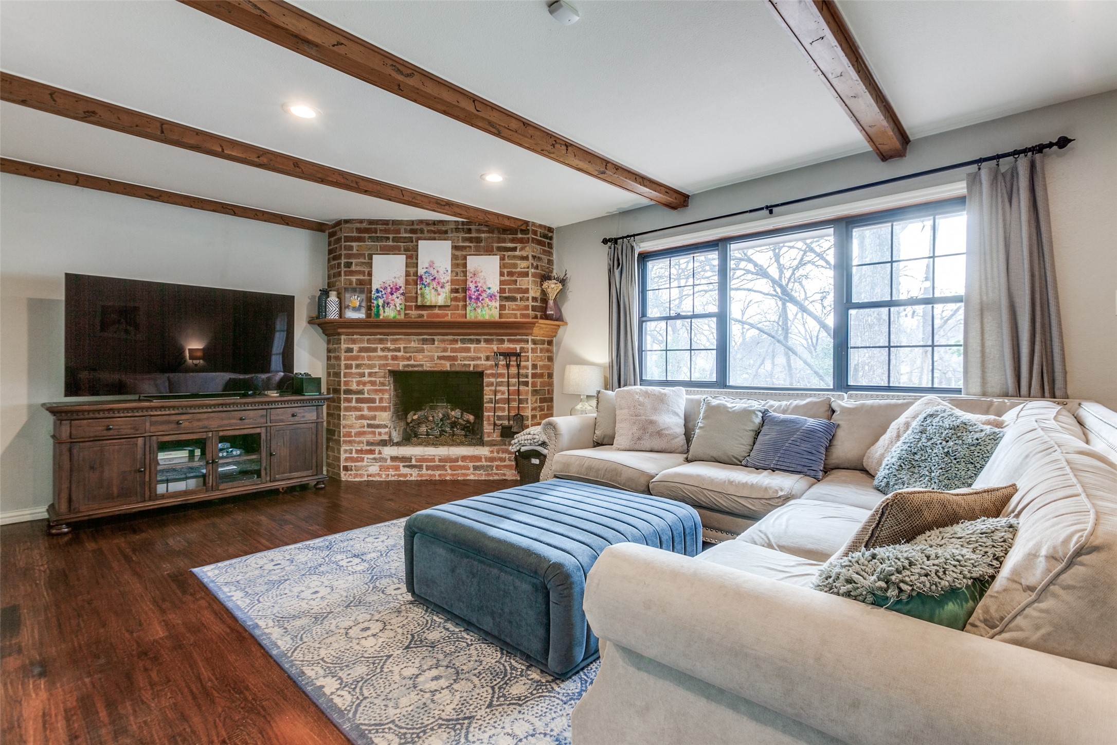 712 Laguna Drive Richardson TX 75080