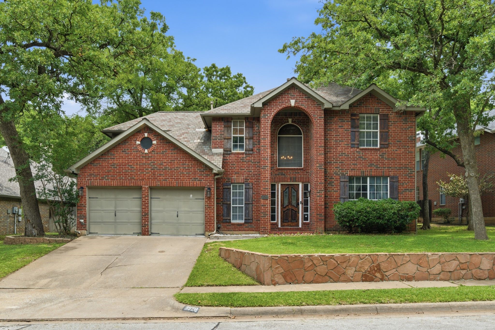 3528 Creekside Court Bedford TX 76021