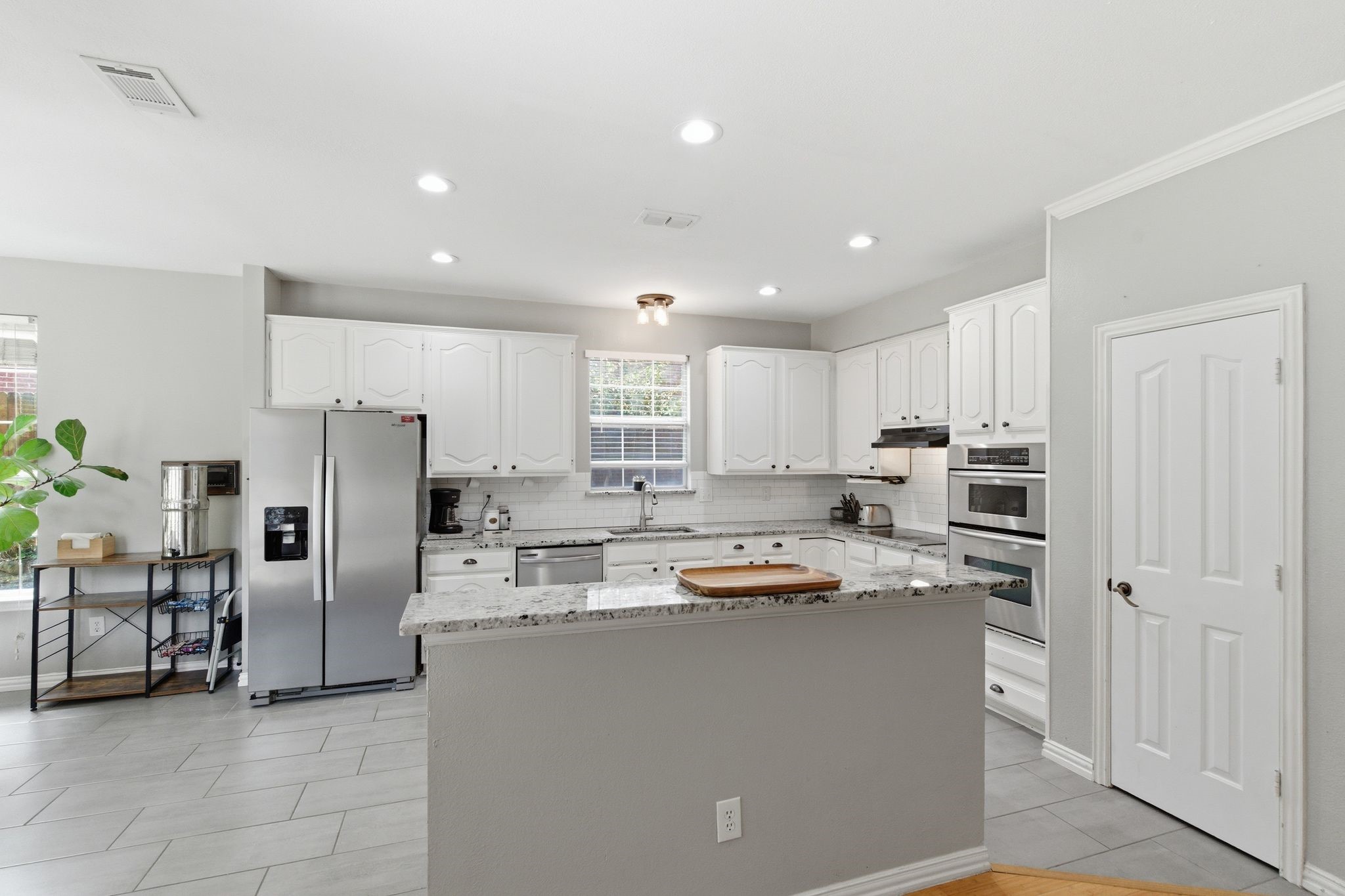 3528 Creekside Court Bedford TX 76021