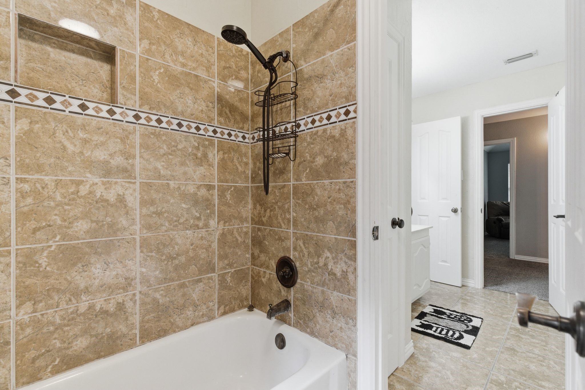 3528 Creekside Court Bedford TX 76021