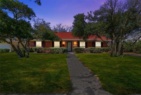 1913 N Waterview Drive Richardson TX 75080
