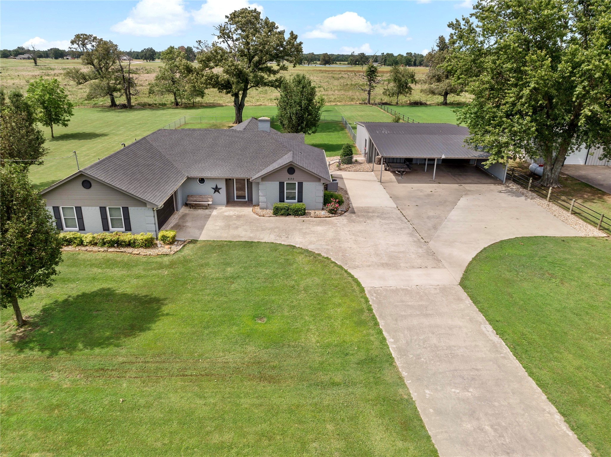630 County Road 32505 Paris TX 75460