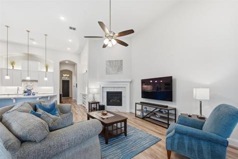 812 Heron Creek Pass Mckinney TX 75071