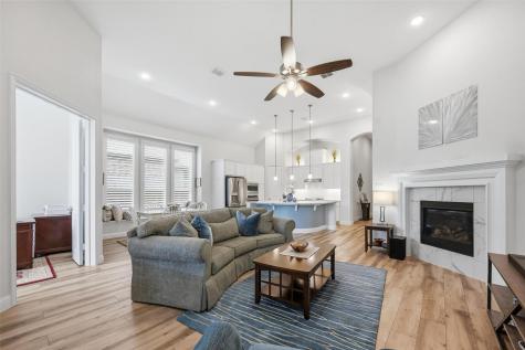 812 Heron Creek Pass Mckinney TX 75071