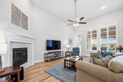 812 Heron Creek Pass Mckinney TX 75071