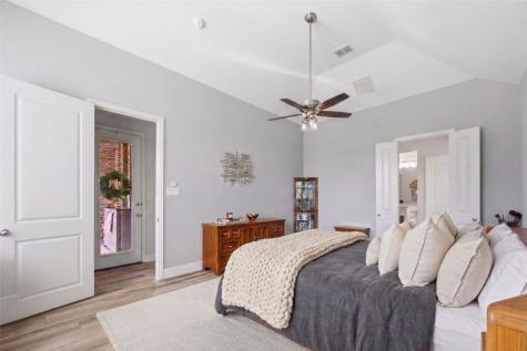 812 Heron Creek Pass Mckinney TX 75071