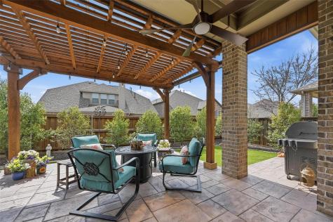 812 Heron Creek Pass Mckinney TX 75071