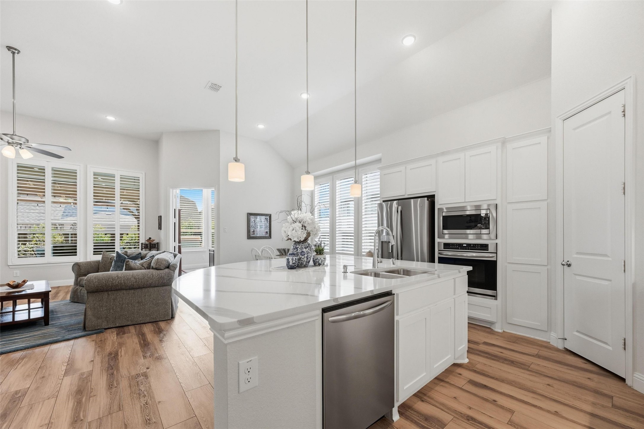 812 Heron Creek Pass Mckinney TX 75071