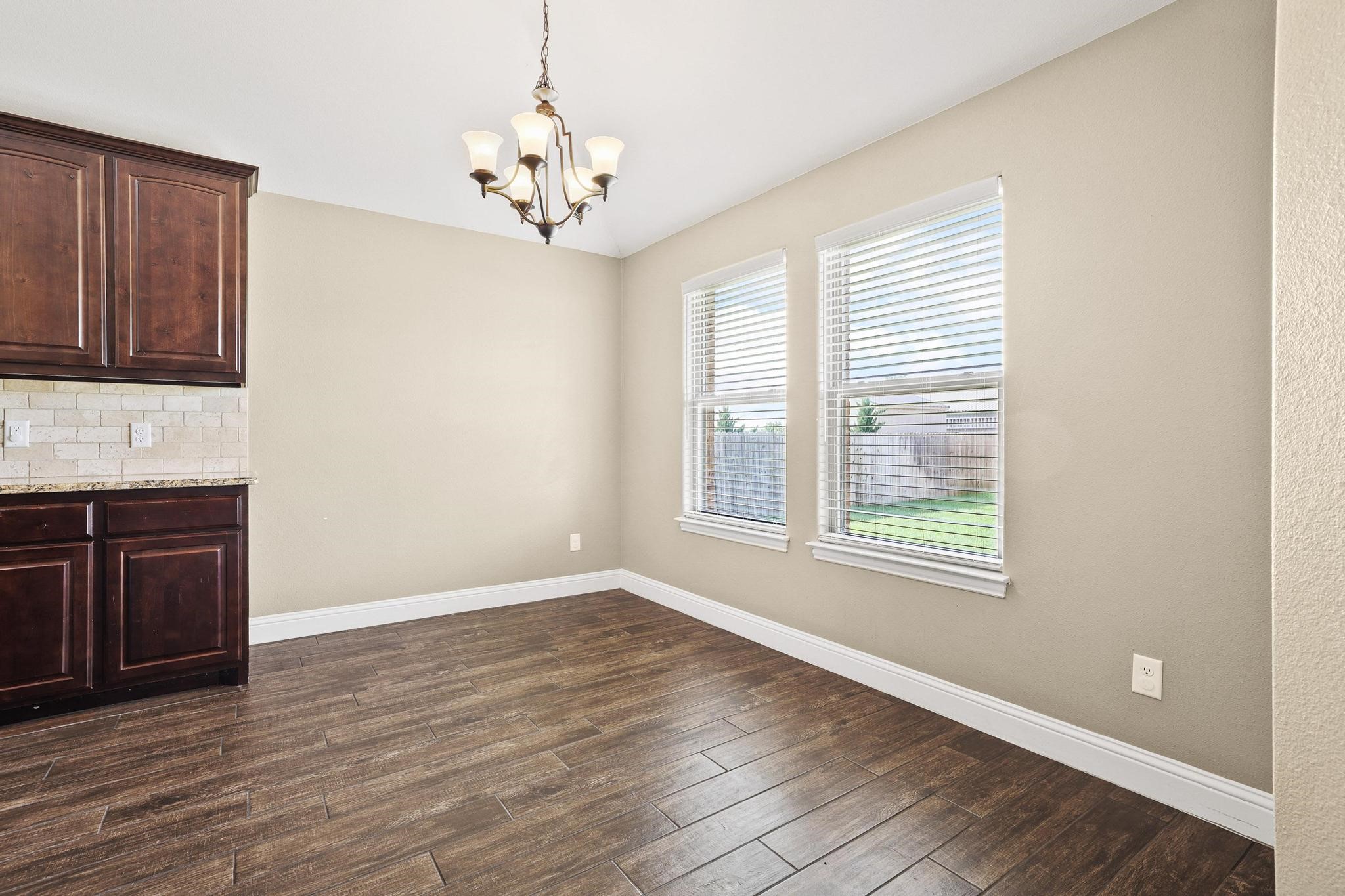 1208 Mary Ann Court Tioga TX 76271