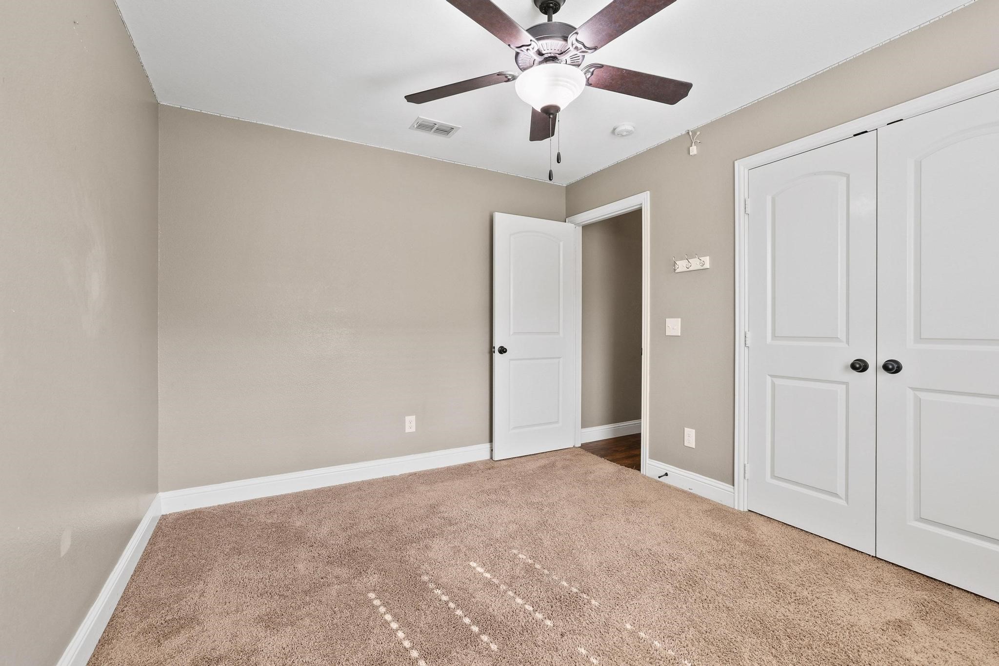 1208 Mary Ann Court Tioga TX 76271