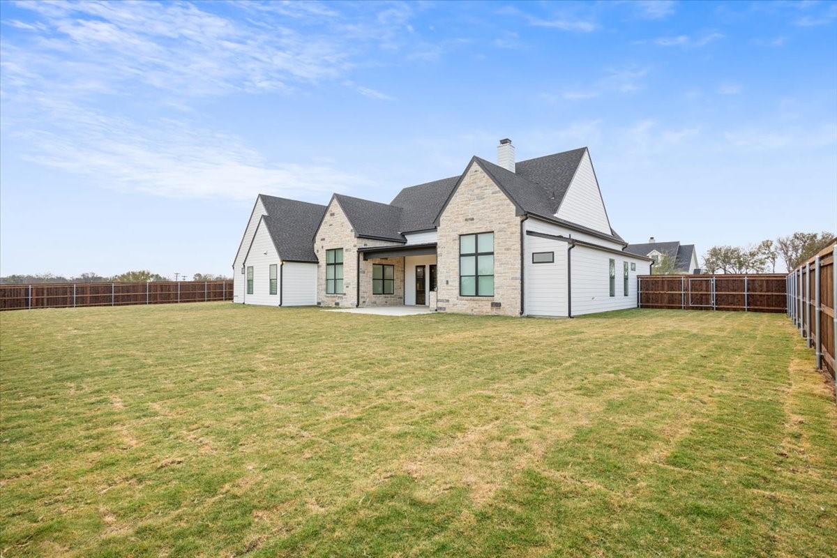 919 Fawn Drive Mcgregor TX 76657