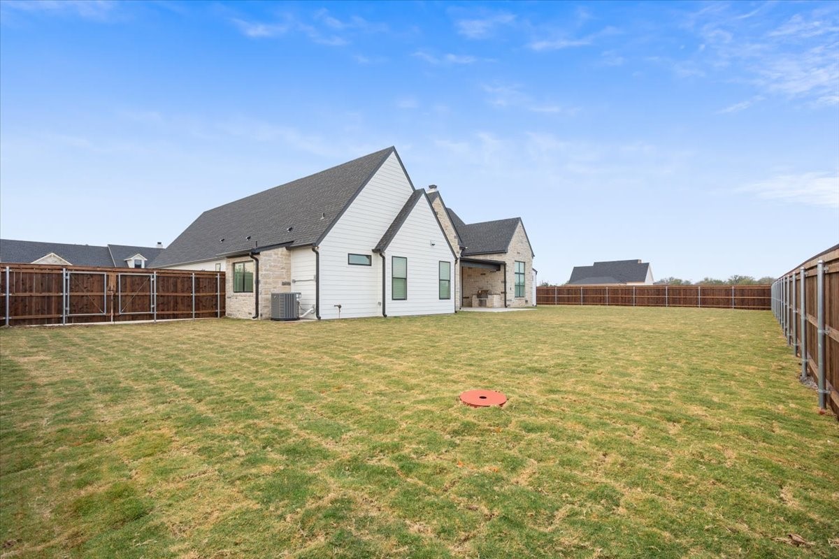919 Fawn Drive Mcgregor TX 76657