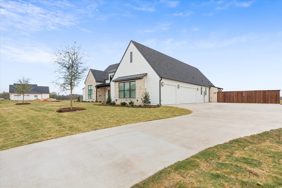 919 Fawn Drive Mcgregor TX 76657