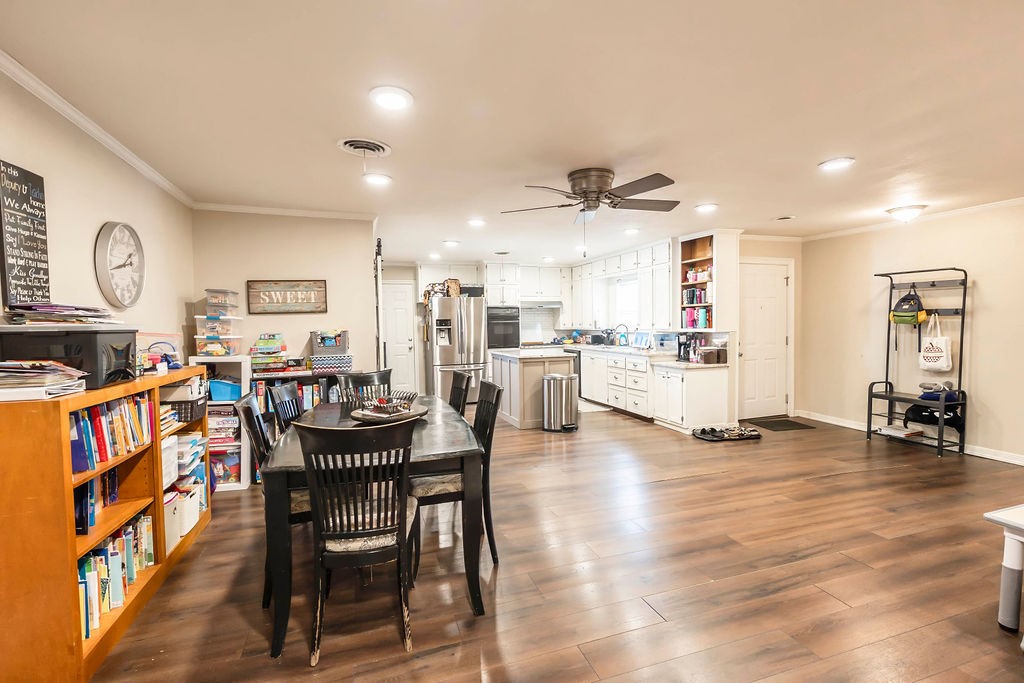 809 E Highway 82 Nocona TX 76255