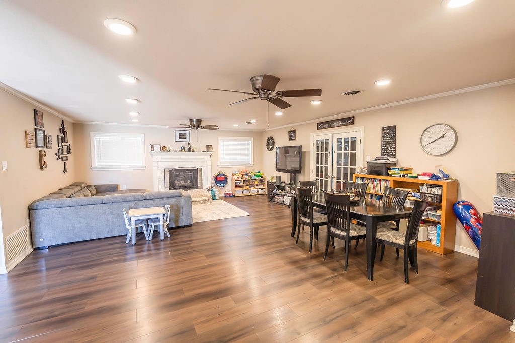 809 E Highway 82 Nocona TX 76255
