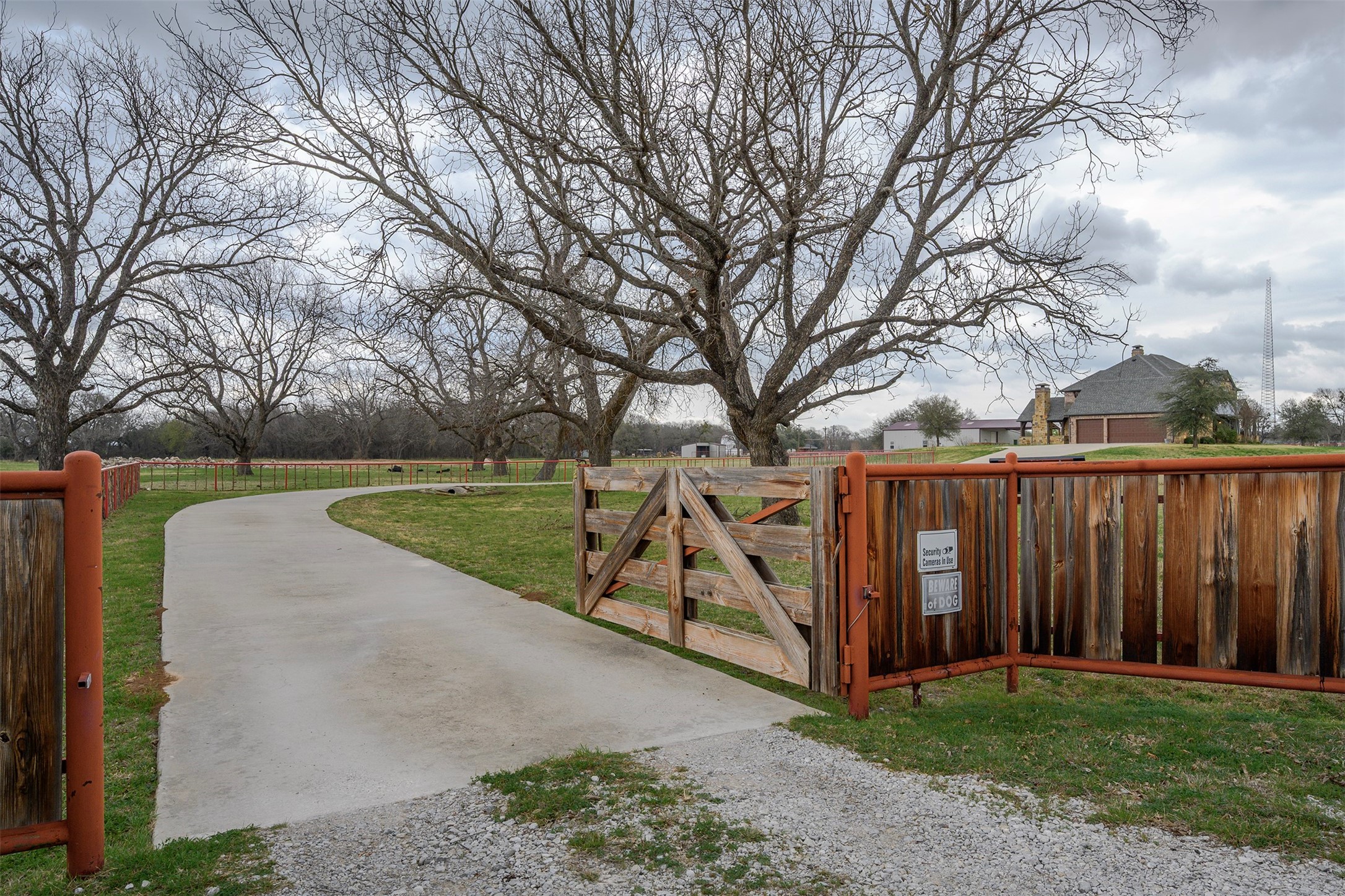 1003 Buckner Road Brock TX 76462
