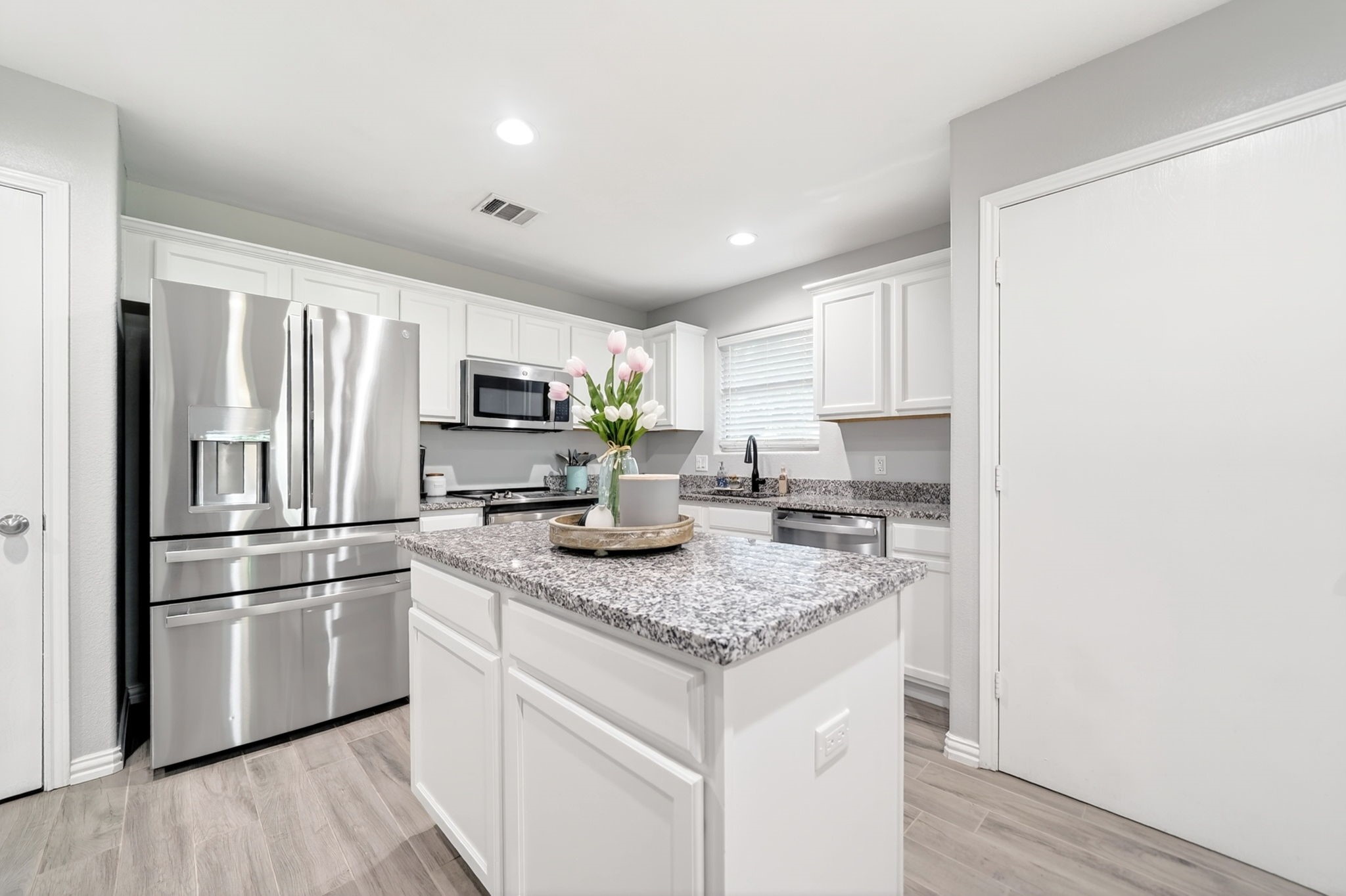 103 Avery Lane Fate TX 75189
