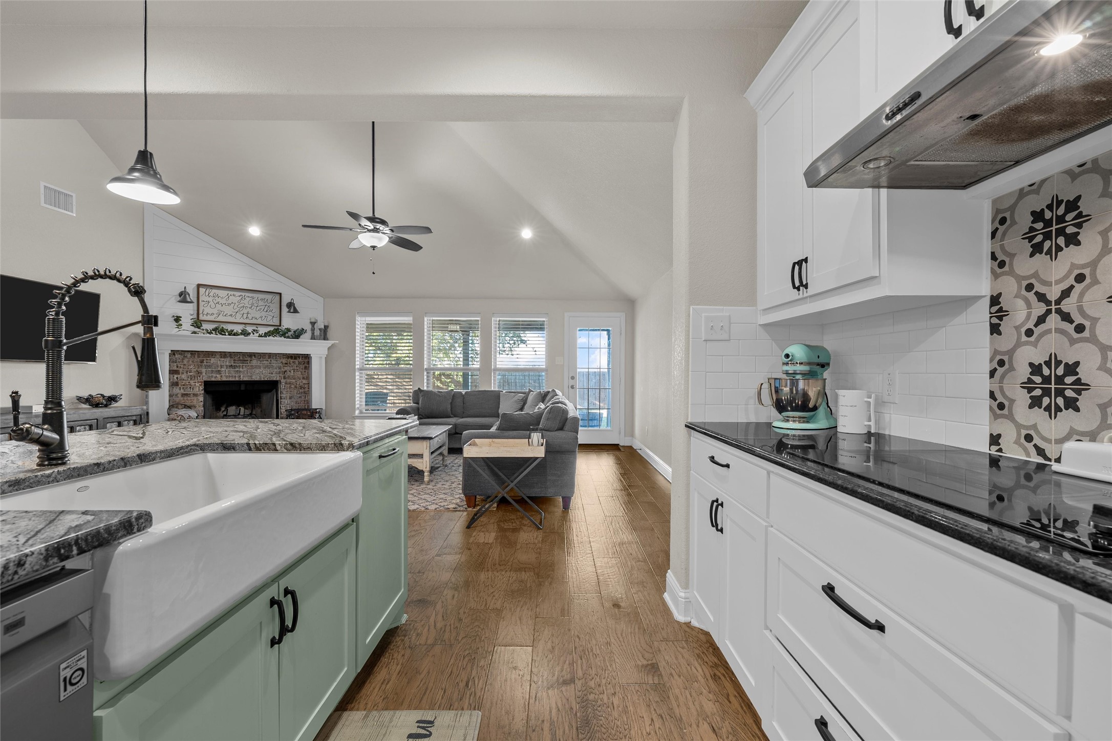 903 Dublin Court Mcgregor TX 76657