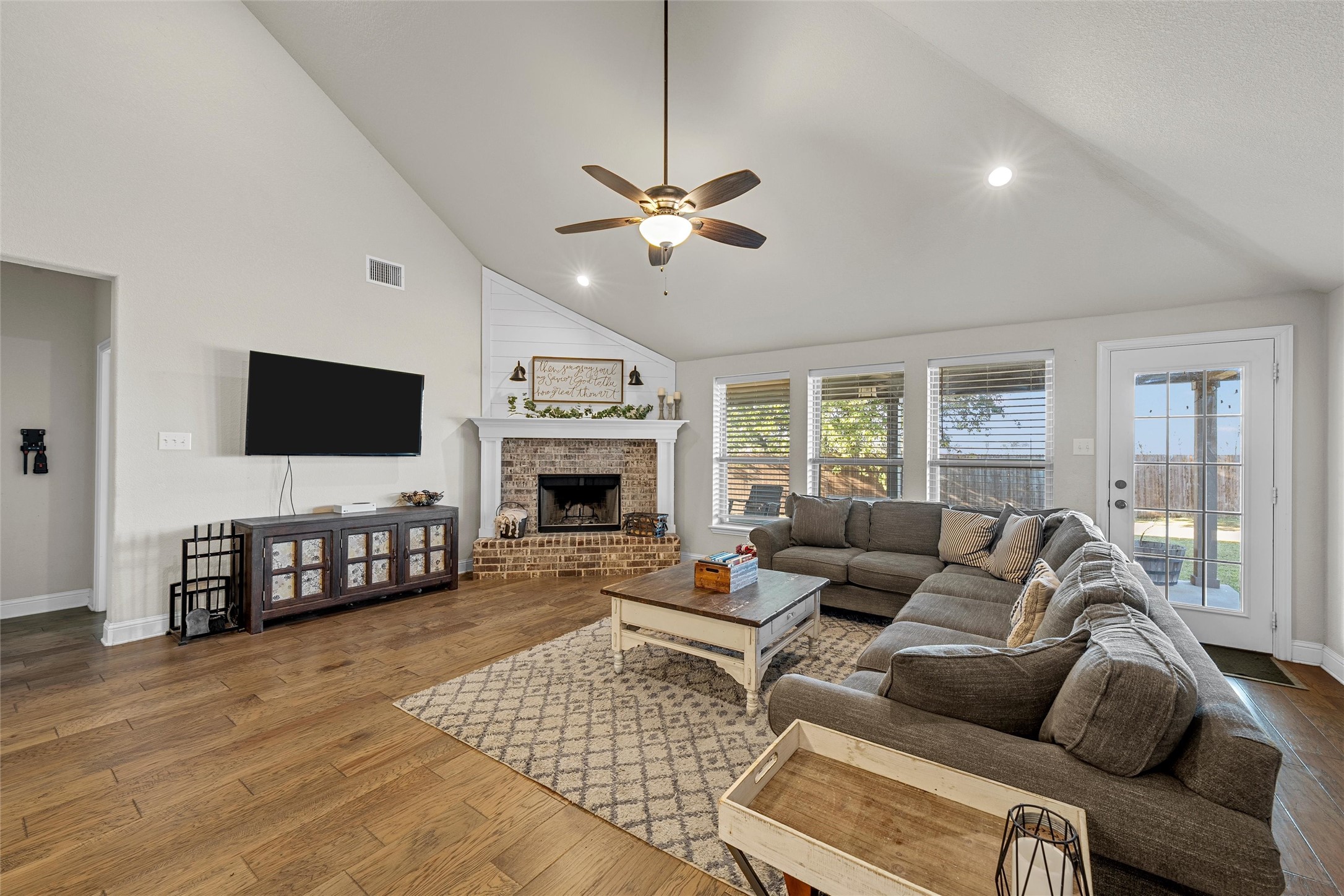903 Dublin Court Mcgregor TX 76657