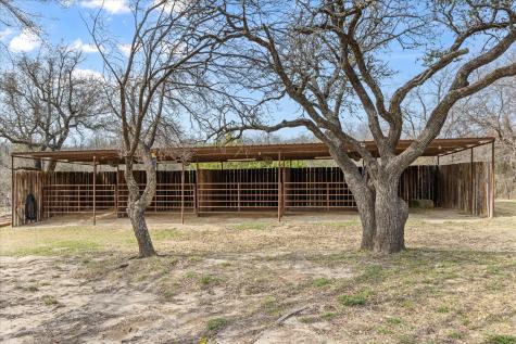 299 Private Road 1526 Lipan TX 76462
