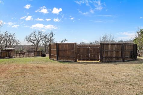 299 Private Road 1526 Lipan TX 76462