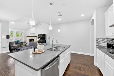 8032 Deep Water Cove Mckinney TX 75071