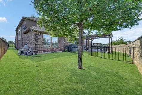 8032 Deep Water Cove Mckinney TX 75071