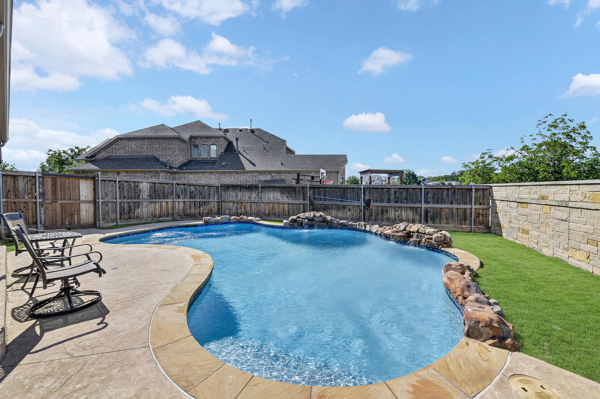 8032 Deep Water Cove Mckinney TX 75071