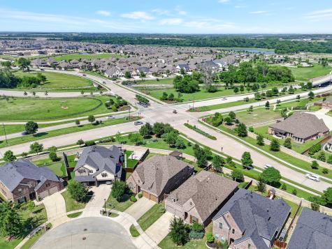 8032 Deep Water Cove Mckinney TX 75071