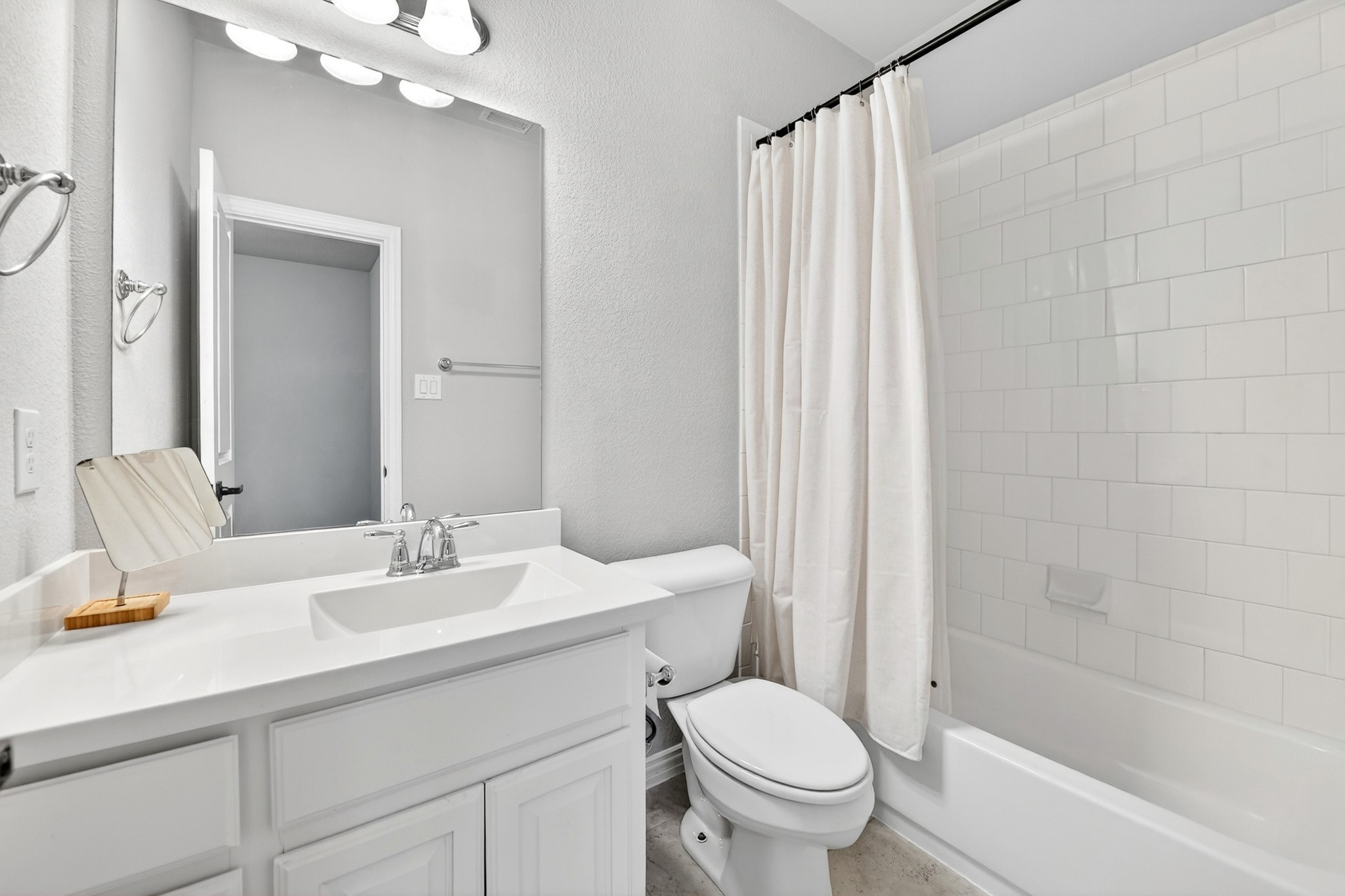 8032 Deep Water Cove Mckinney TX 75071