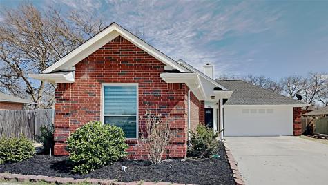 224 Leuty Street Justin TX 76247