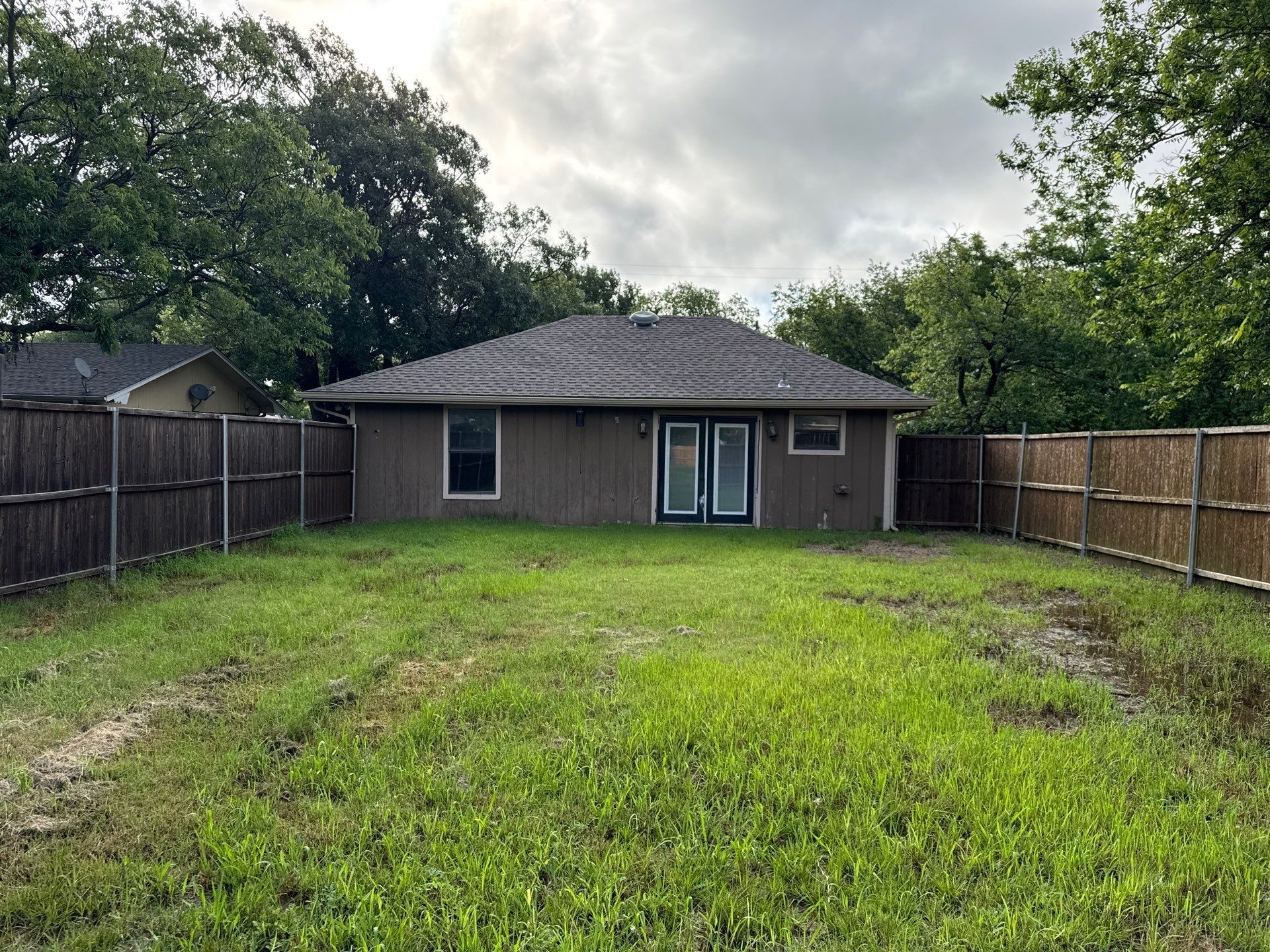 513 S Carter Street Whitewright TX 75491