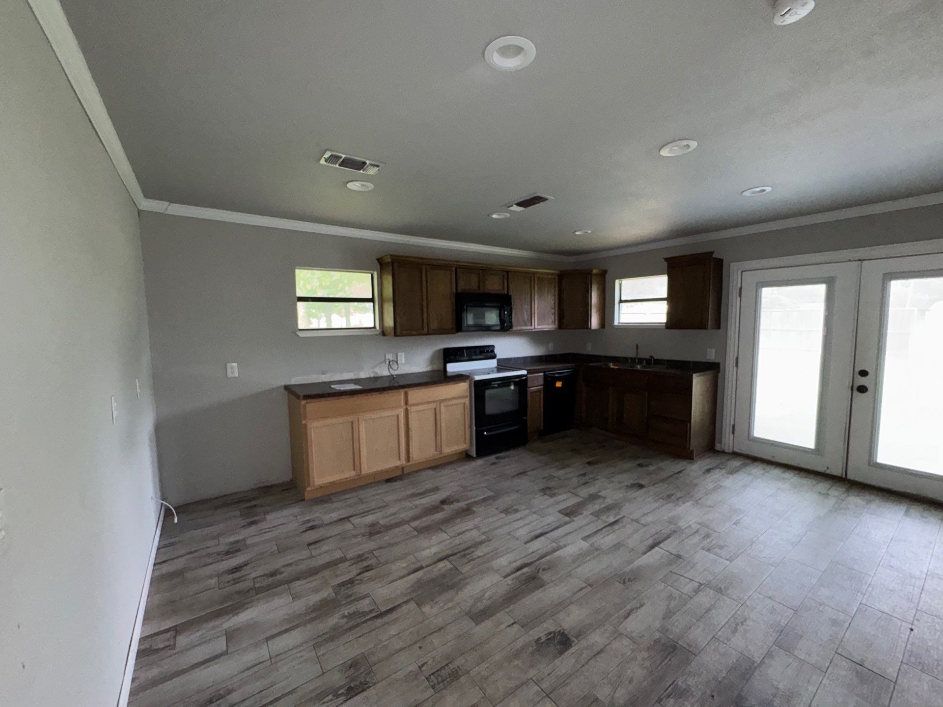 513 S Carter Street Whitewright TX 75491